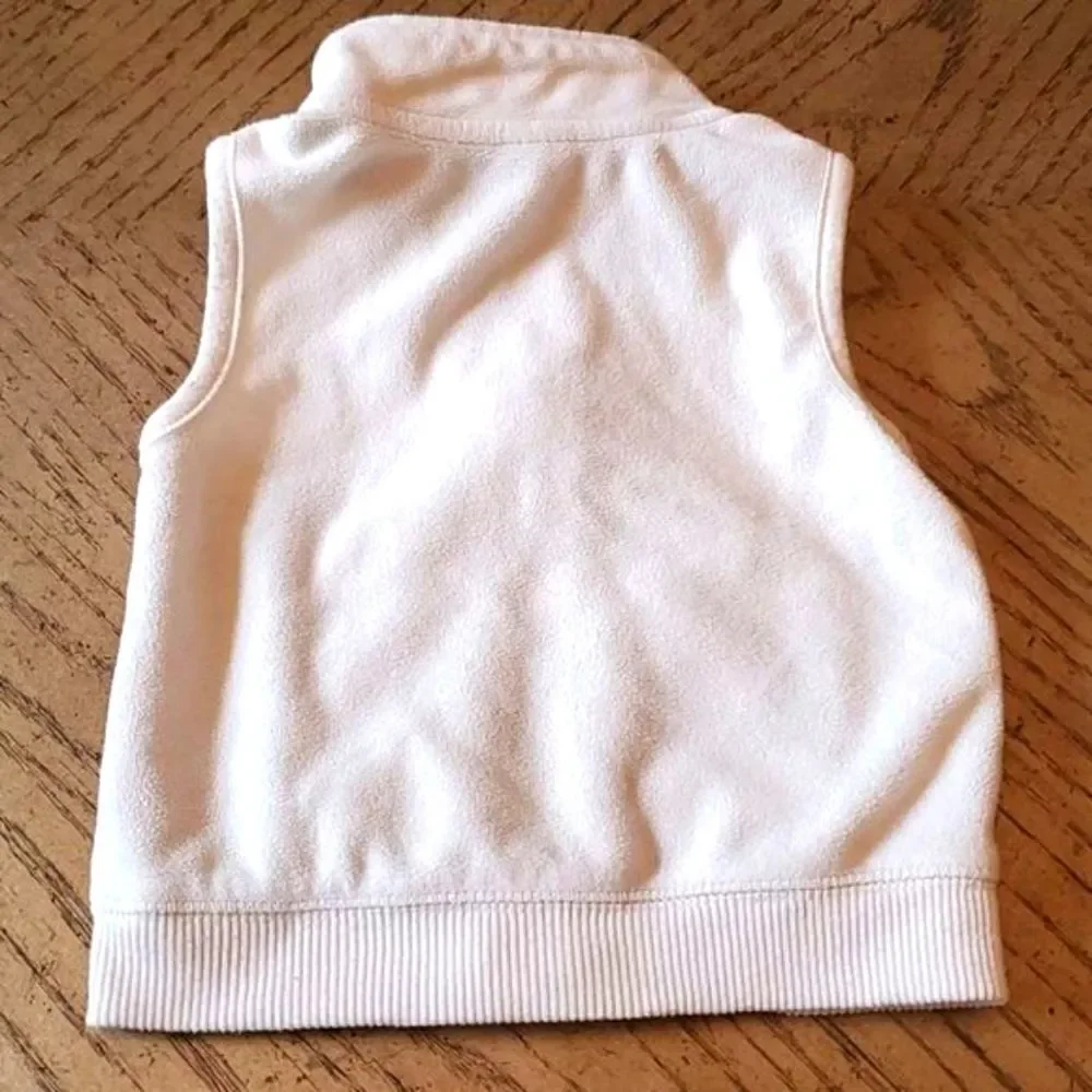9 month boys bear vest by Carter's